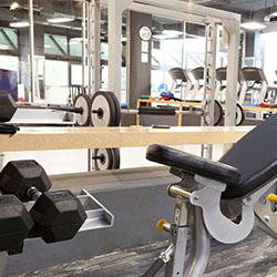 フィットネスジムの空調システム導入