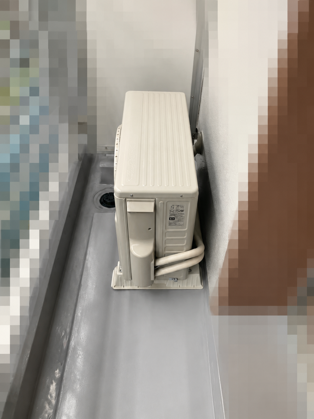 東京都多摩市 日立 白くまくん RAS-AJ2225S 室外機設置