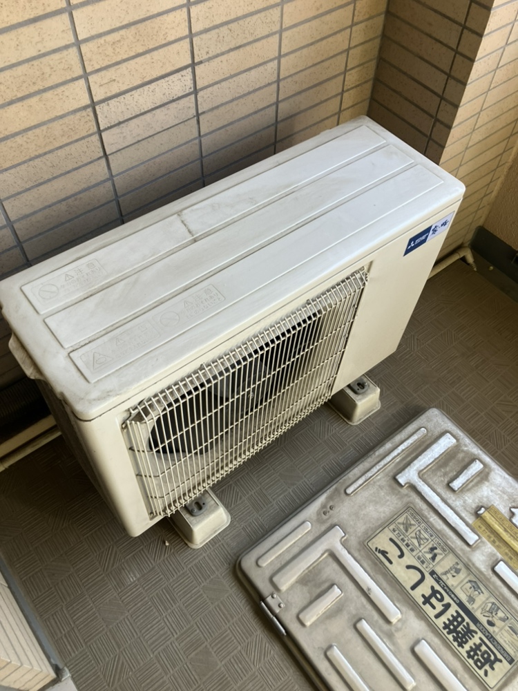 武蔵野市施工前室外機