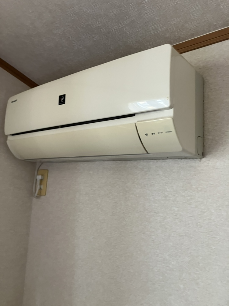 三鷹市施工前室内機