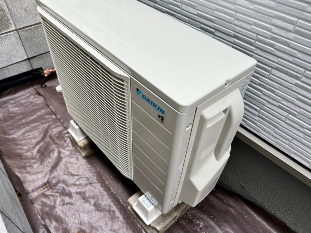 足立区施工後室外機