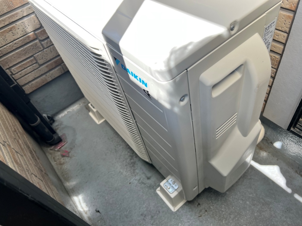 足立区施工後室外機