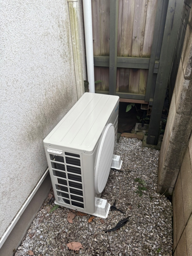 立川市施工後室外機
