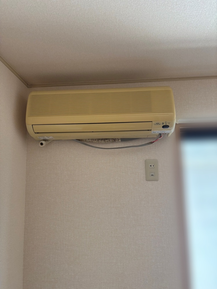 青梅市施工前室内機