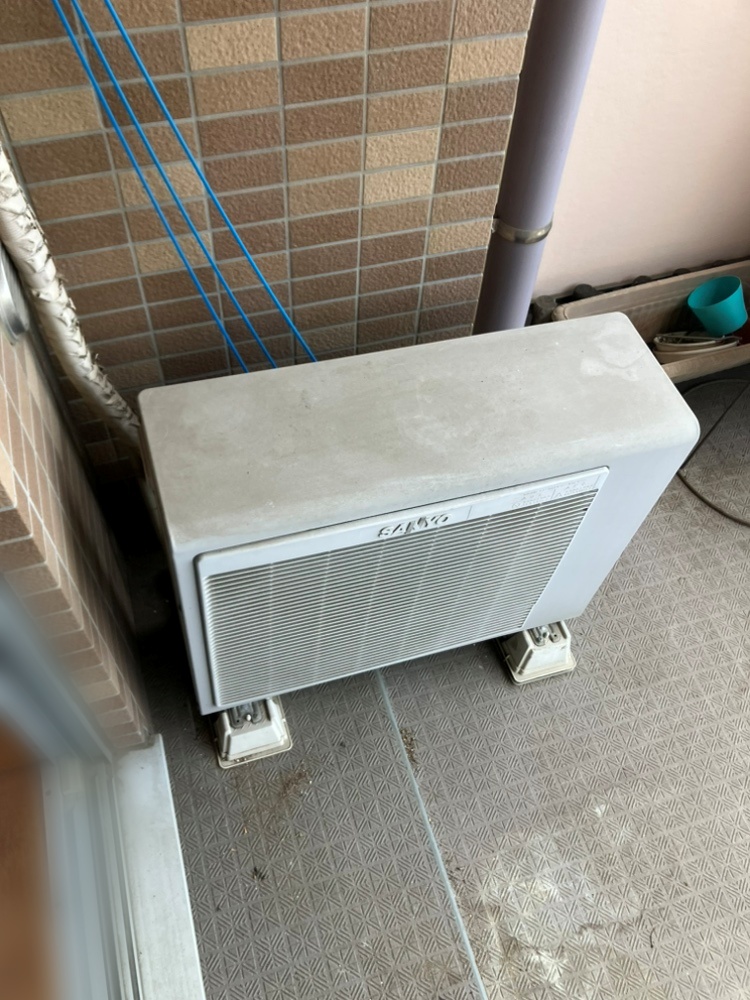 多摩市施工前室外機