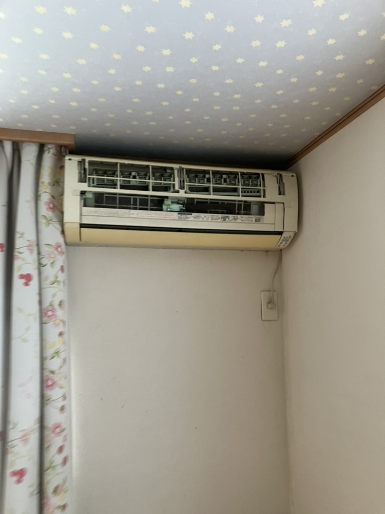 国立市施工前室内機